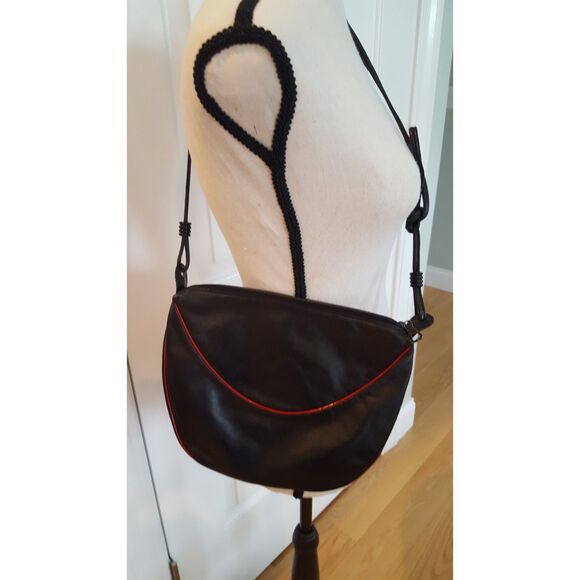 Vintage BETTINA Black with Red Piping‎ Leather purse, EUC, size small - Picture 2 of 12